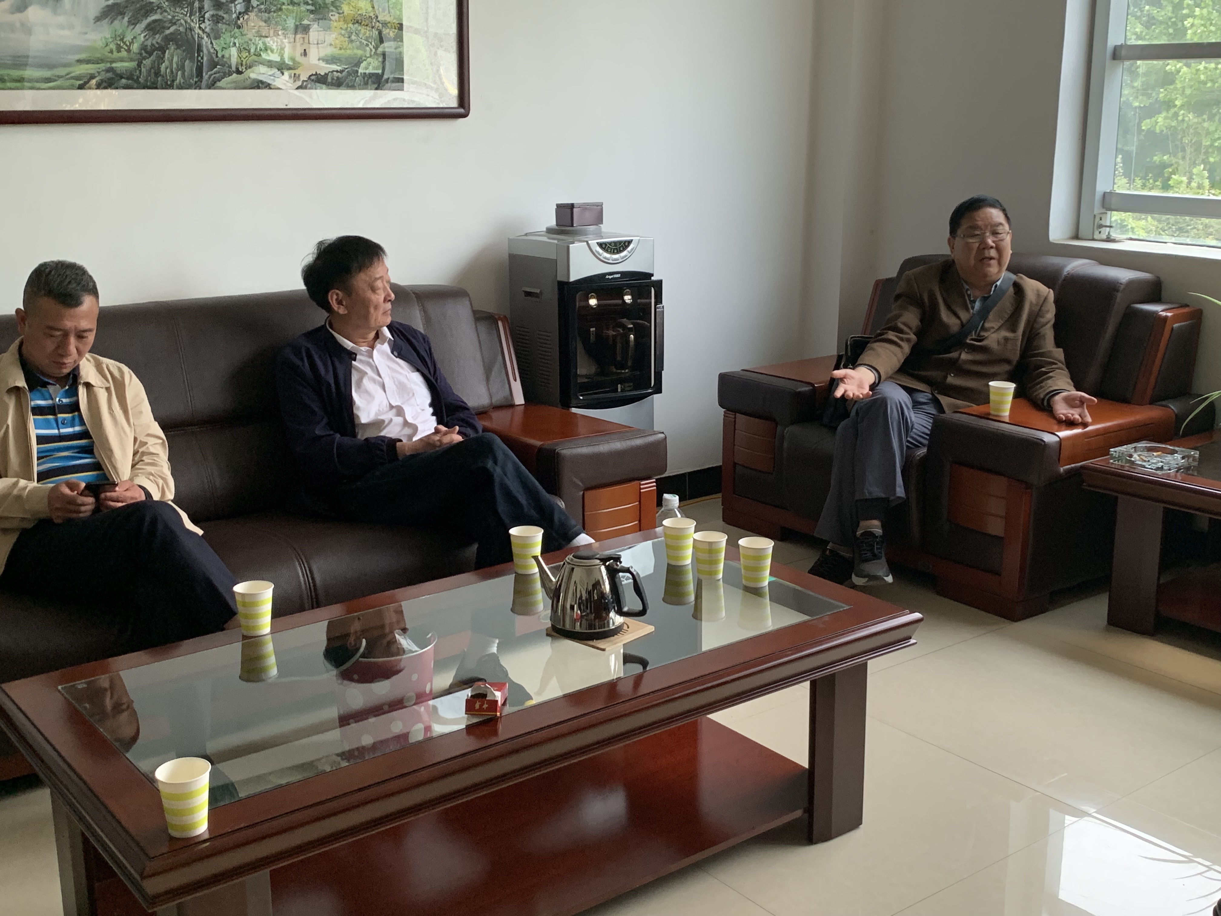 許昌智工董事長